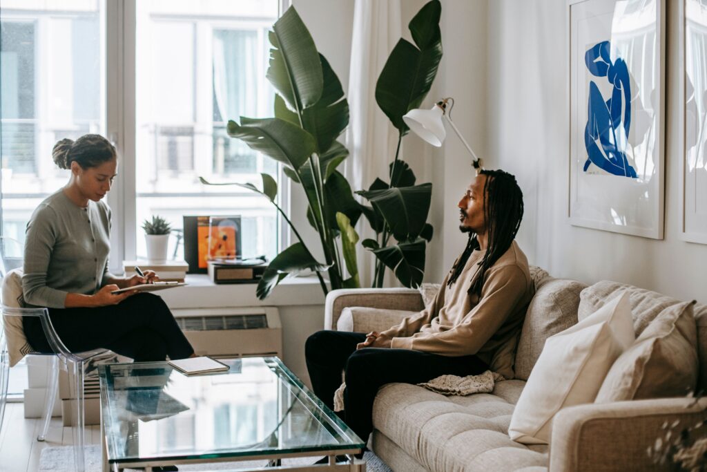 What happens during a hypnotherapy session